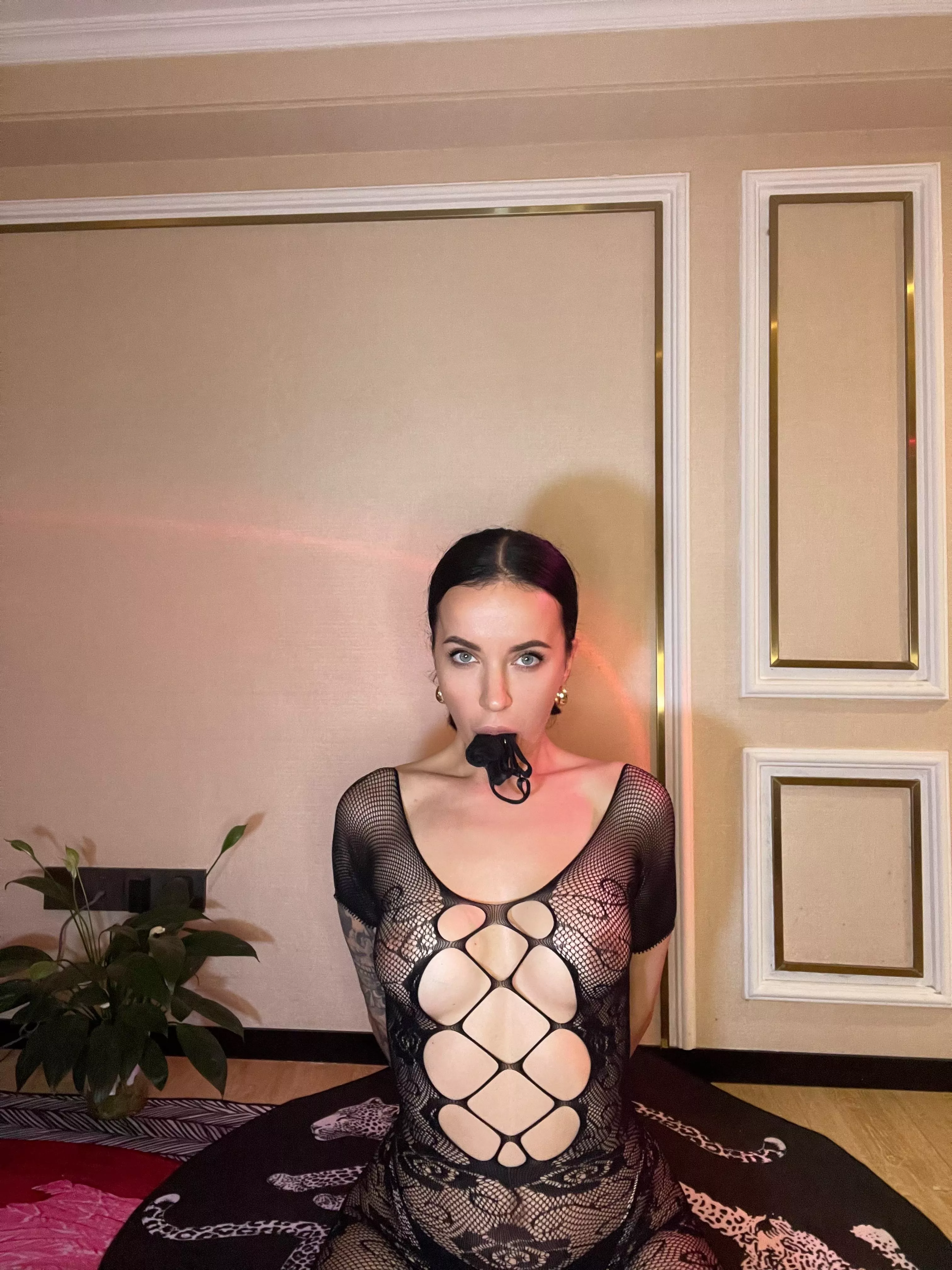 You know a mature lady's panties are the tastiest, don't you