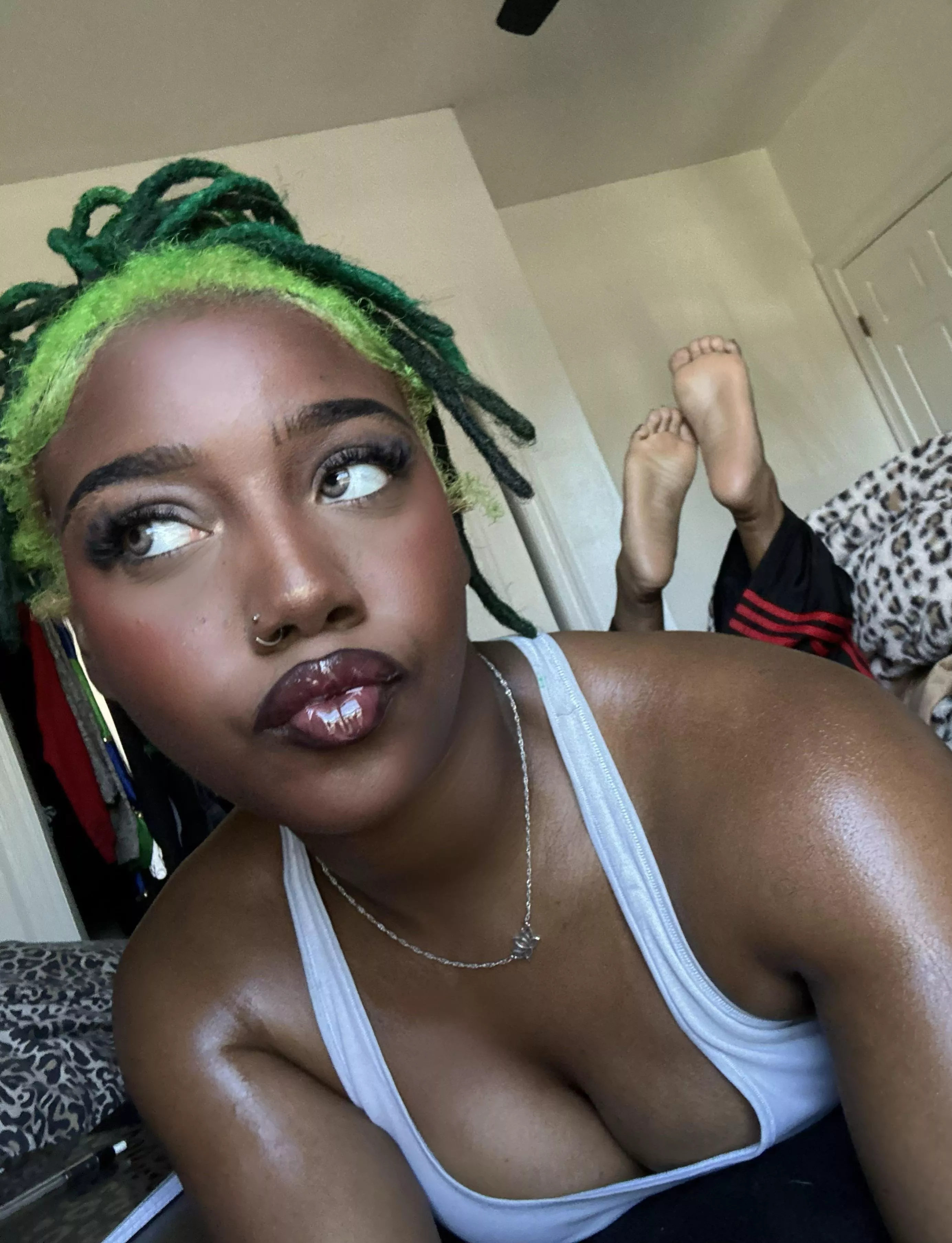 you look like you need to be drained, step into my office [findom]