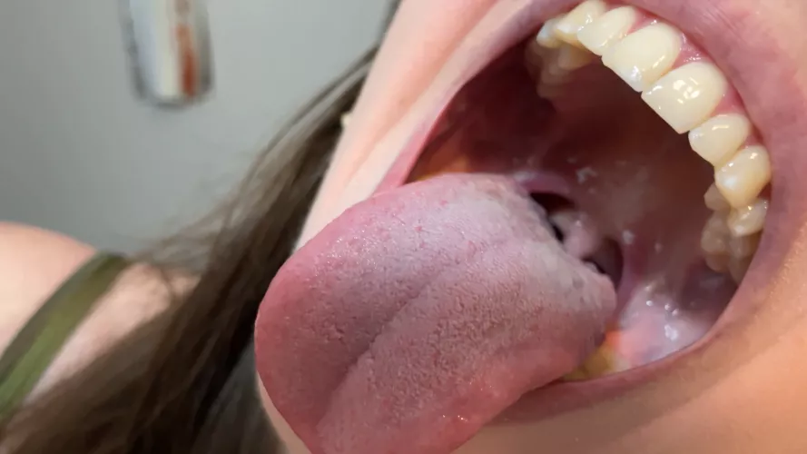 Your purpose is to feed me, tiny! {f}