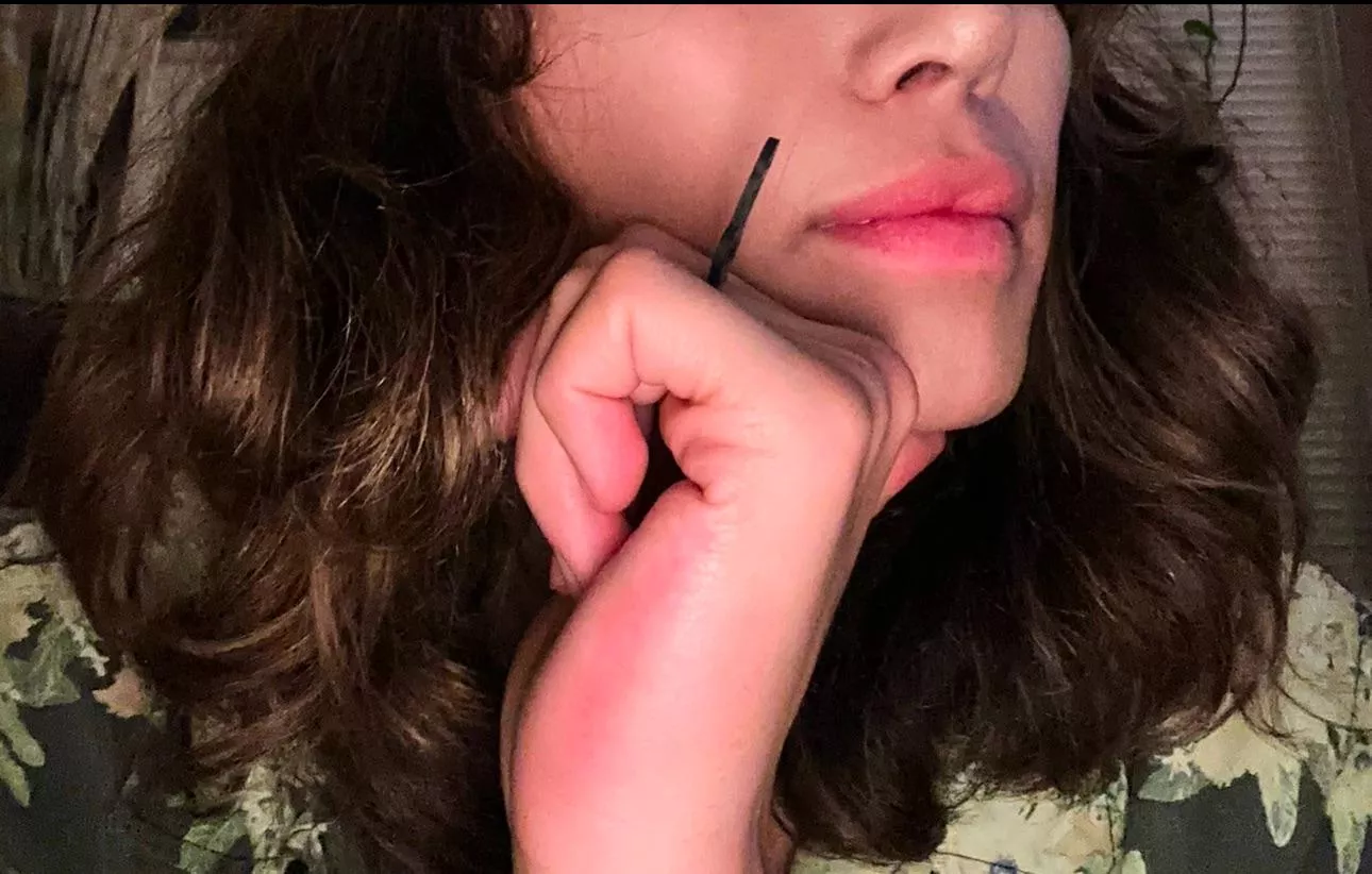 28 [213] fem4M LA femboy looking for masculine man to orally service 