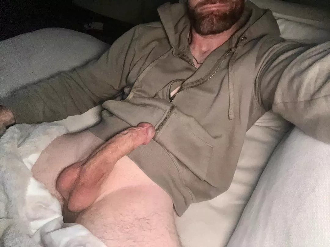 32 city: Houston, Texas wife struggles to deepthroat, never had it before 