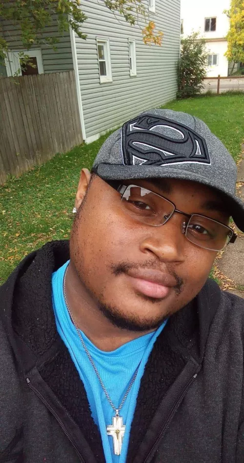 Any female down to get licked tonight? I’m in the OP area dm me