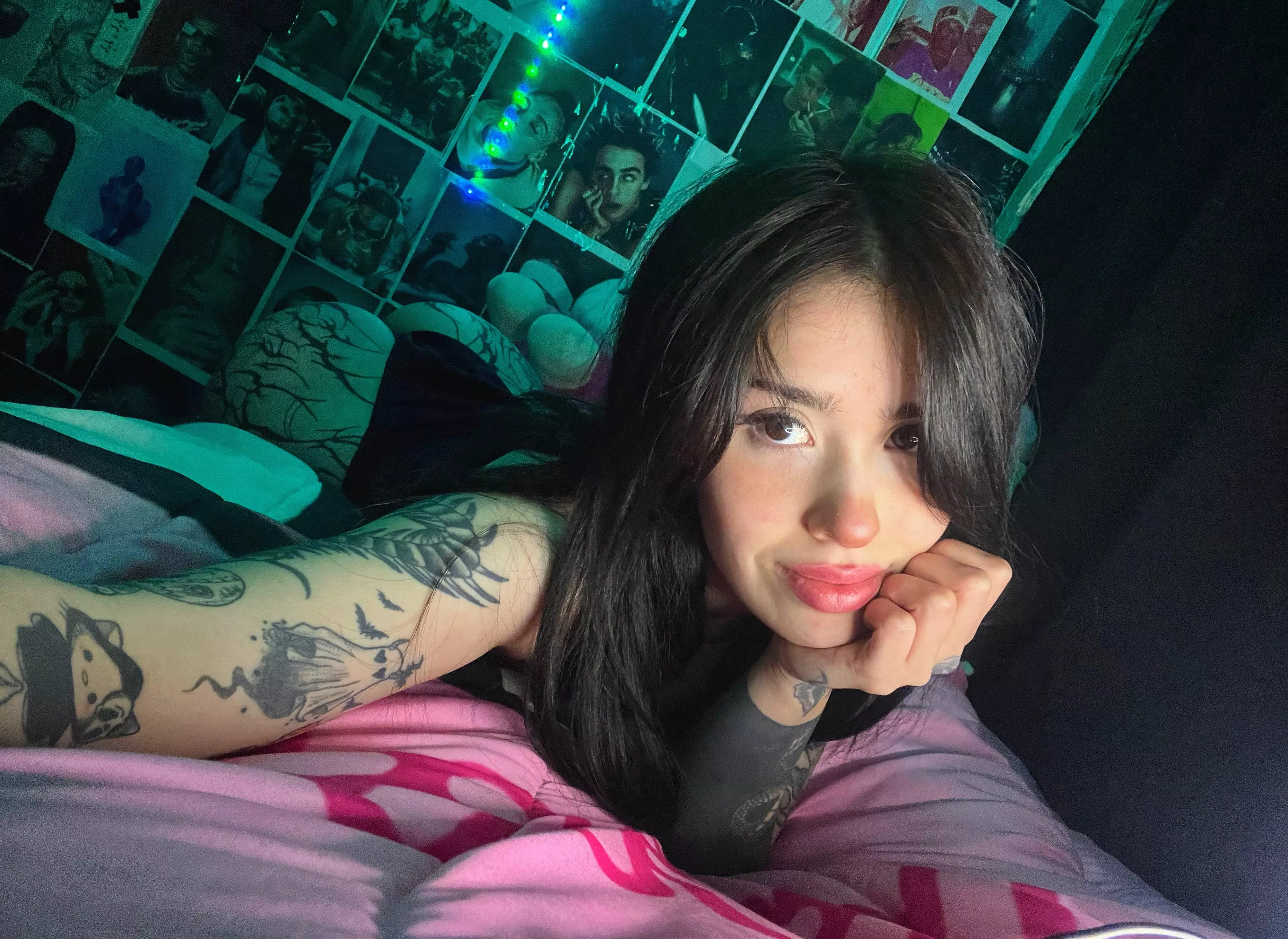 Come and eat my goth ass