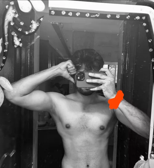 Girl you wanna be a good swinger couple ?dm me