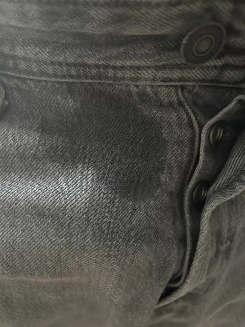 Going to work without pants was a bad idea…