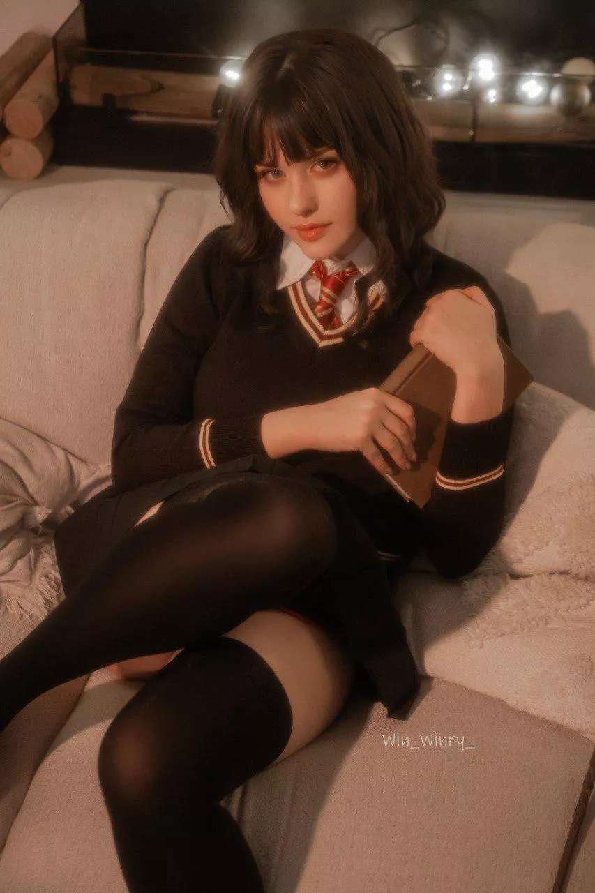 Hermione [Harry Potter] (Win_Winry)