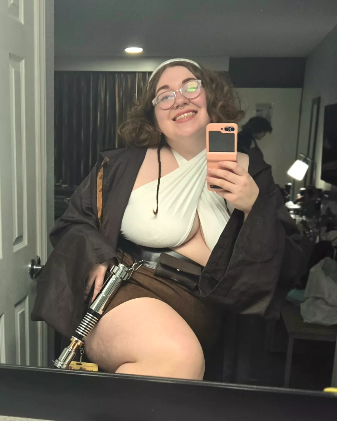 Hoe-bi-Wan Kenobi at your... service~✨️