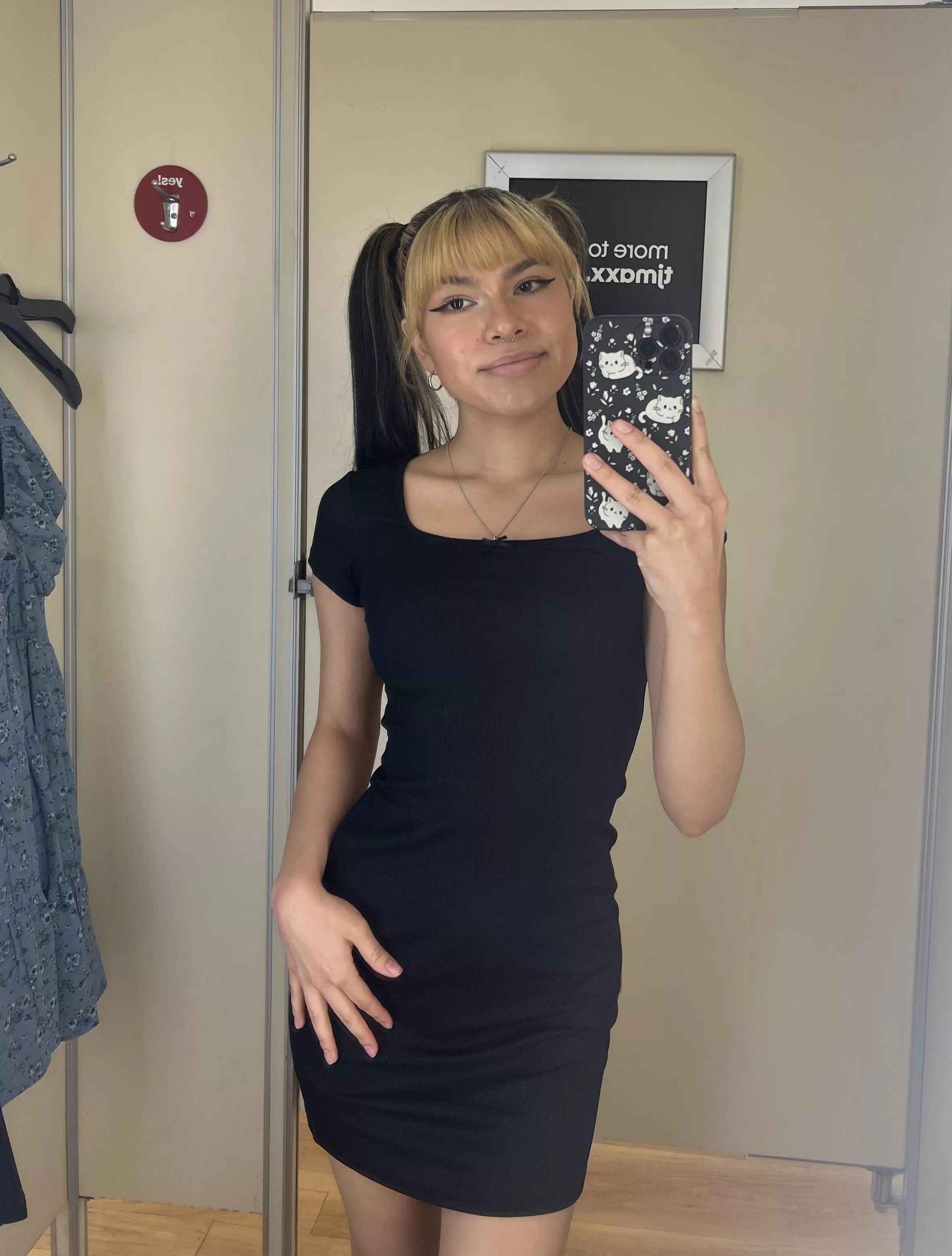 I think this dress is a yes [F]