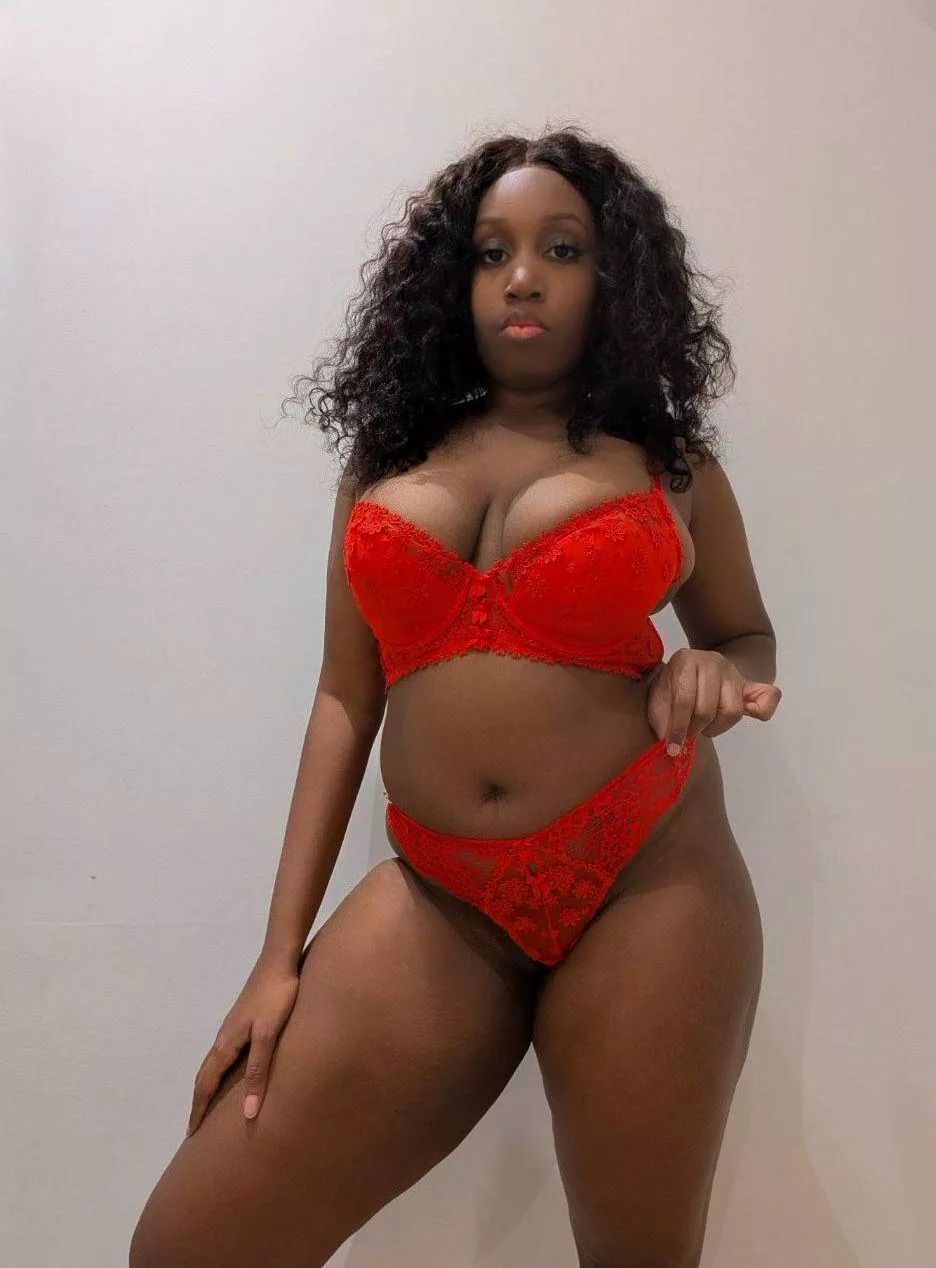 Im online, hit me up to see my menu & stuff.