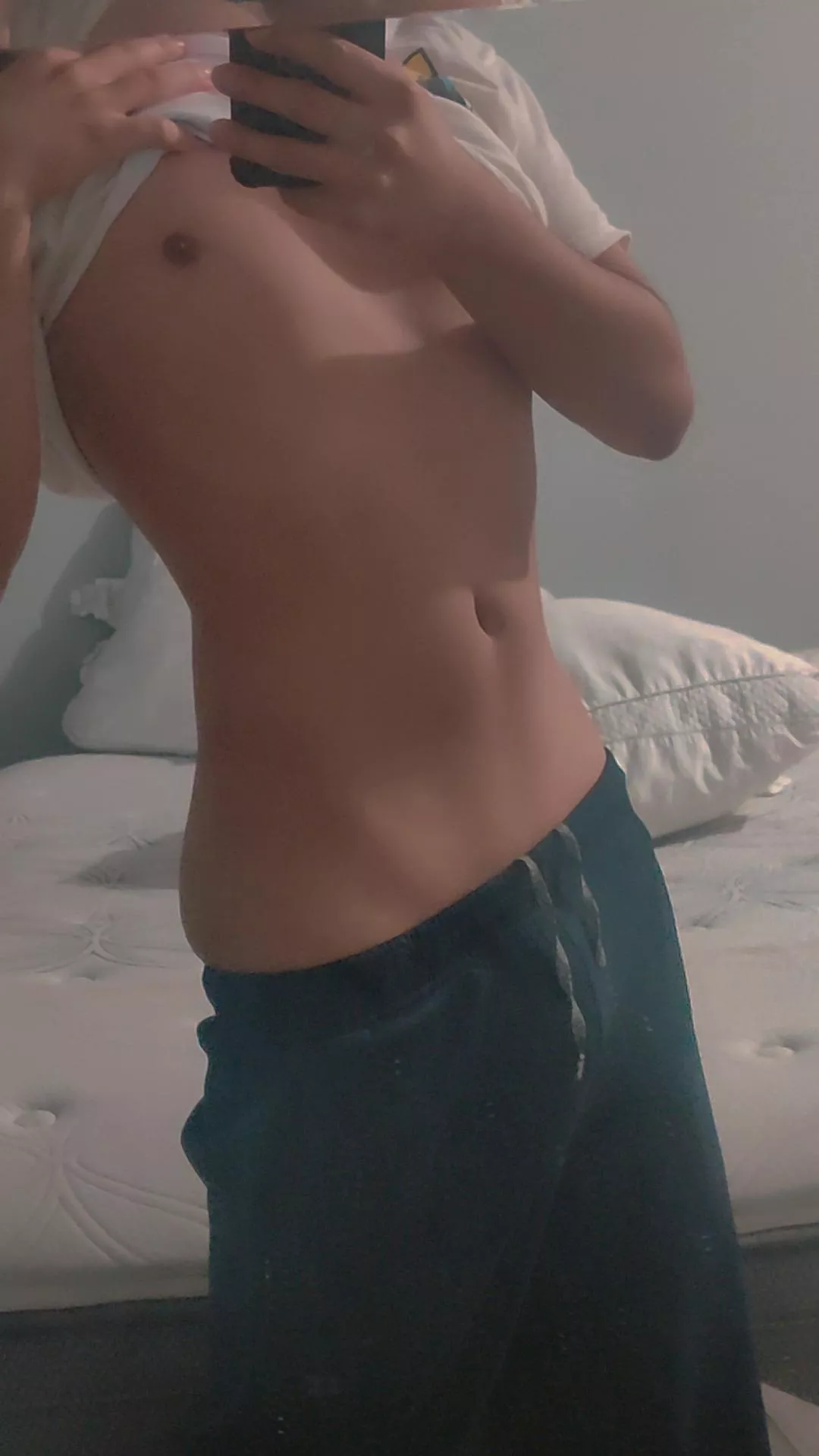 Just a 5'1 twink here! ;3