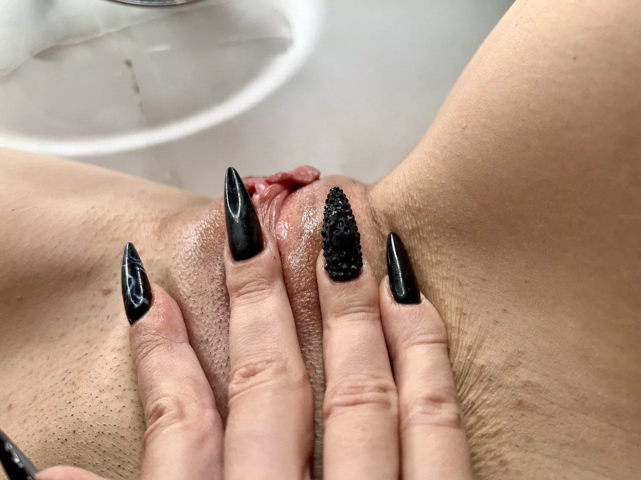 Lick every inch of me 