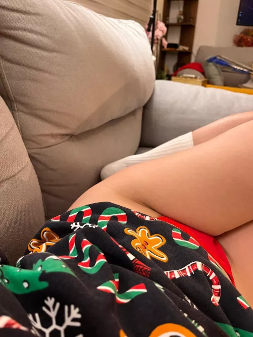 My Christmas outfit is ready, I hope you like it daddy