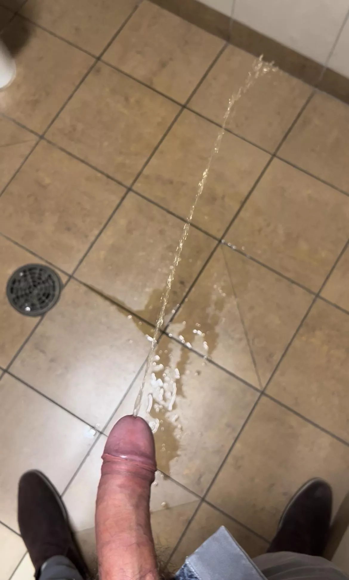 Piss marking 