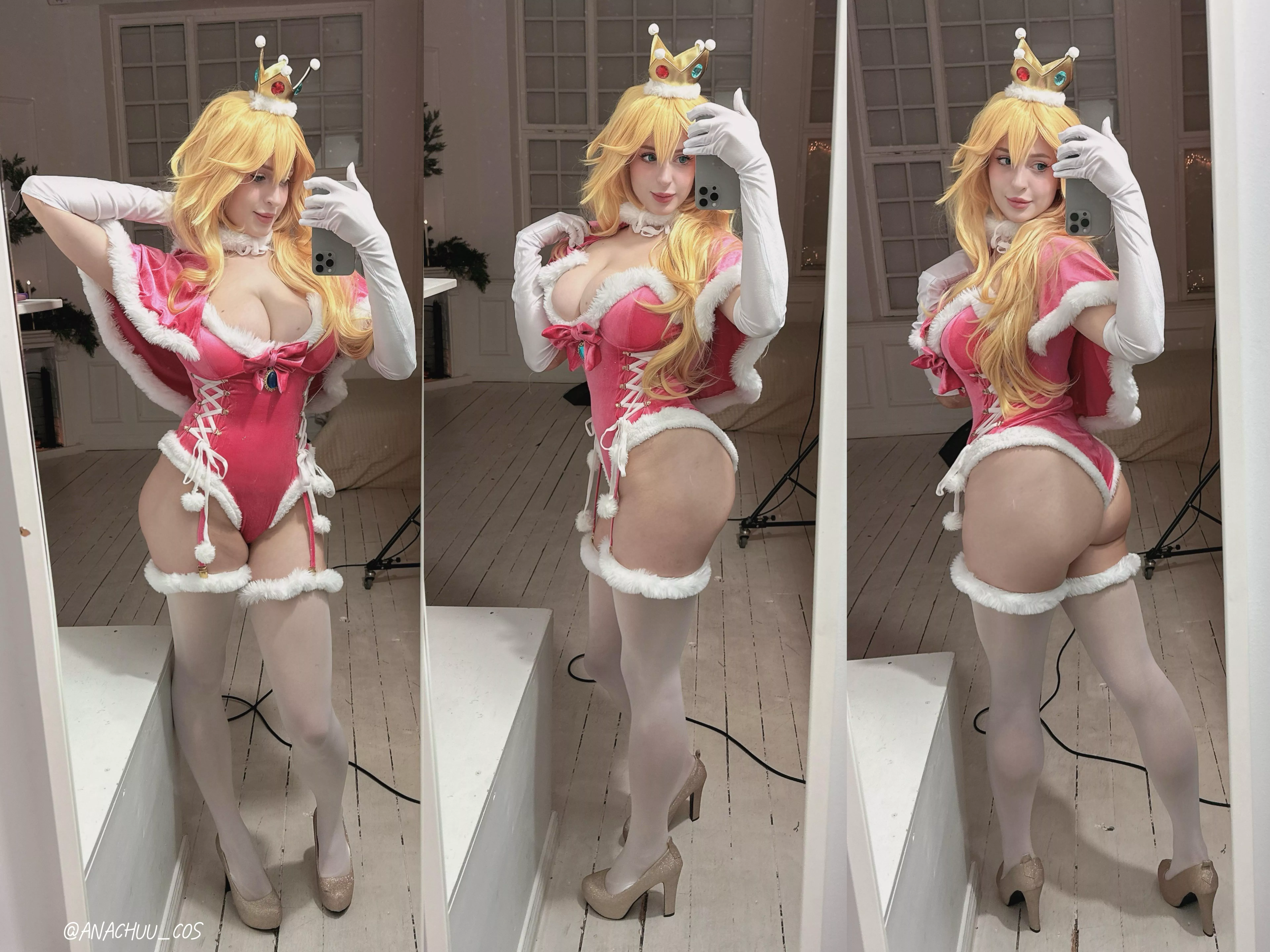 Princess Peach cosplay by Ana Chuu