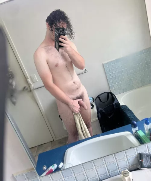 Shower ti(m)e for my virgin cock