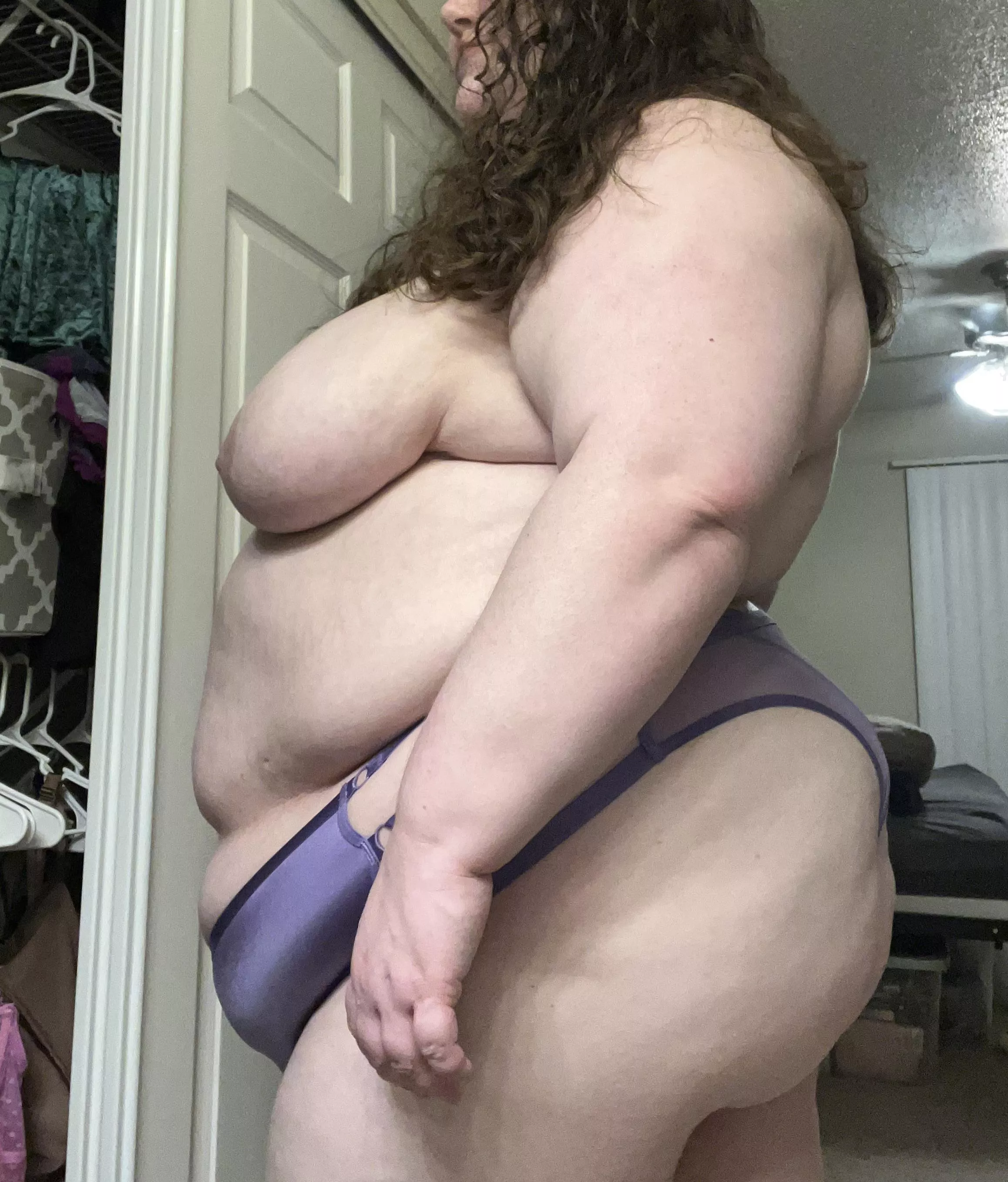 Take my thong off with your teeth