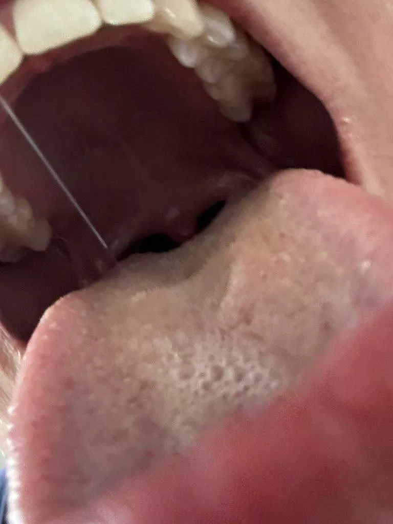 wanna see how wild my tongue can be?