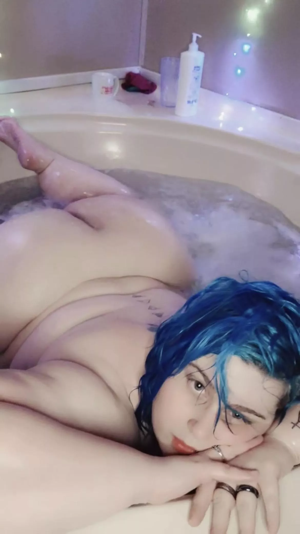 Would you wash my back if I asked you 