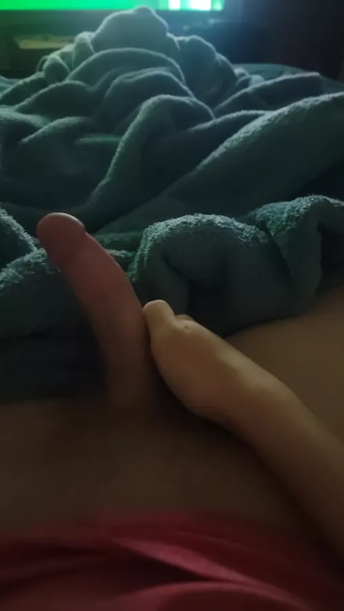19m19mlooking for someone in billings to service my big cock