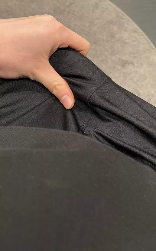 22 [M4A] horny & bored at home