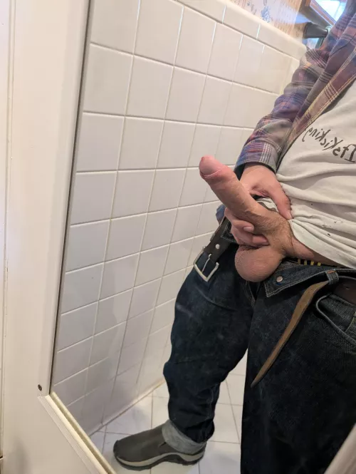 (37m4f) Cary Cock Cookin'