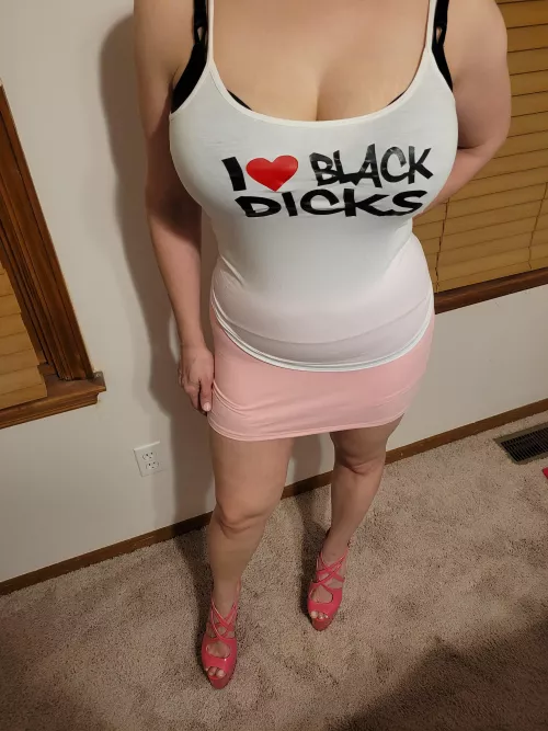 40 and finally in my prime hotwife years