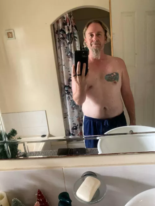 47 M Straight/Bi curious looking for casual fun with Female or post Trans to Female, or couple that want something extra. Can’t host but can come to you.