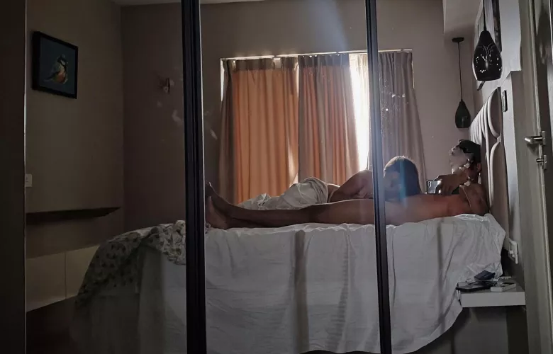 A beautiful place, gorgeous seductive (M)ature milf, soaking in each others bodies while sipping beers and then she drools on your cock for the third round. What else you can ask for? (M4F) (M4C)