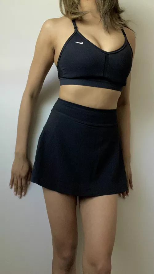 Am I sexy in gym outfit?