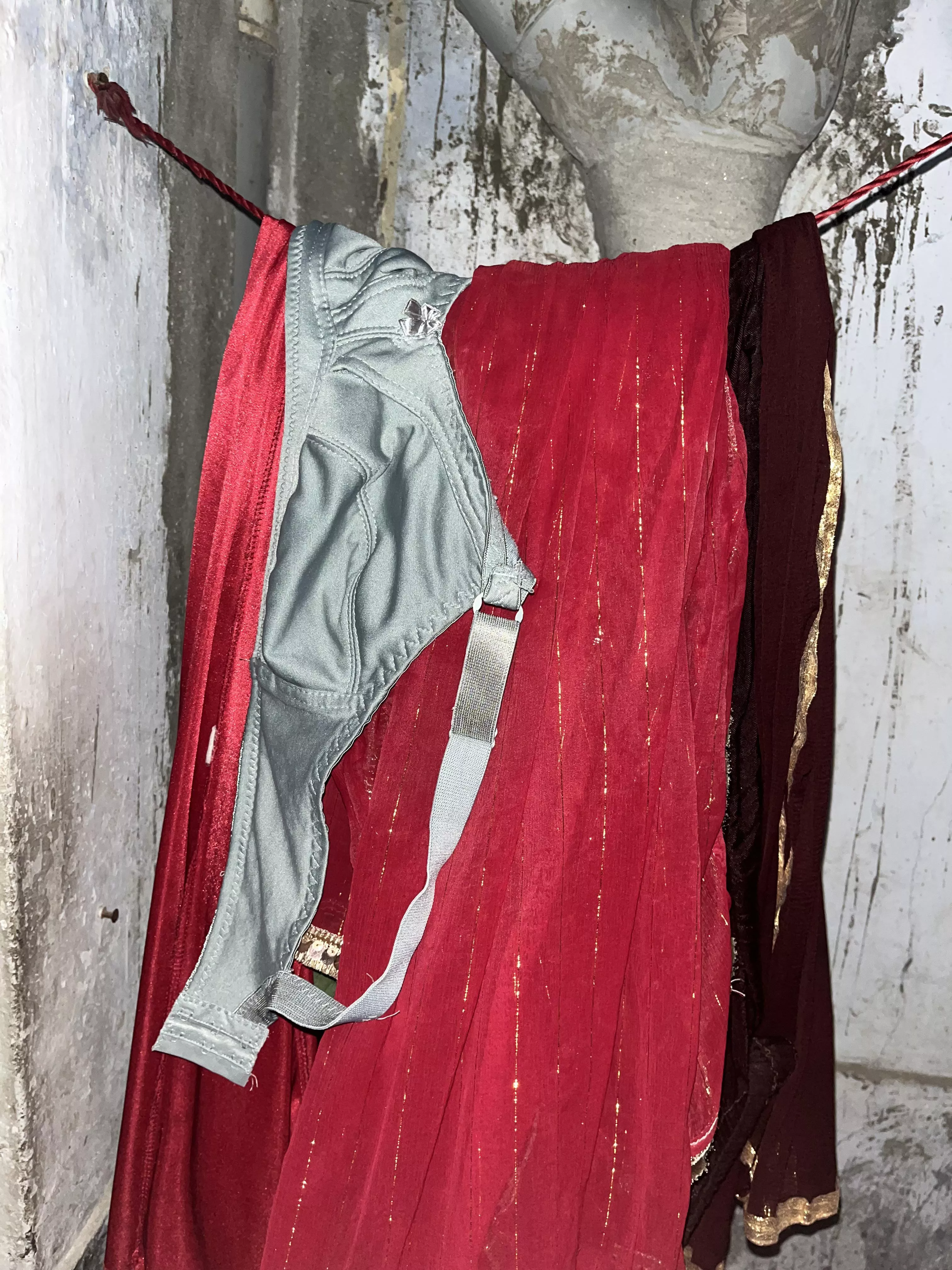 Any Indian Bra seller plzzz contact me I wanna buy some 