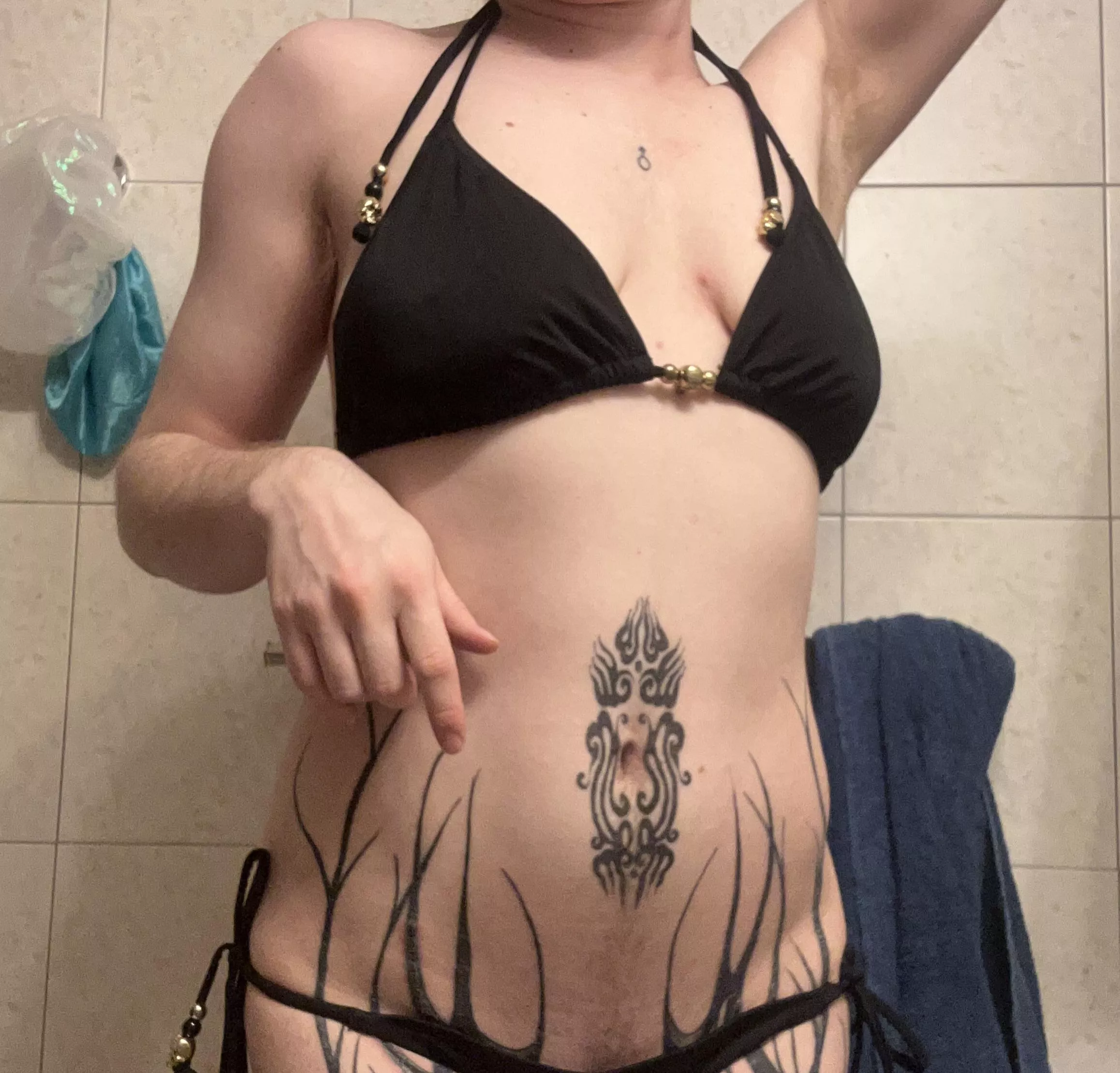 Cannot stop imagining myself pregnant ;-;