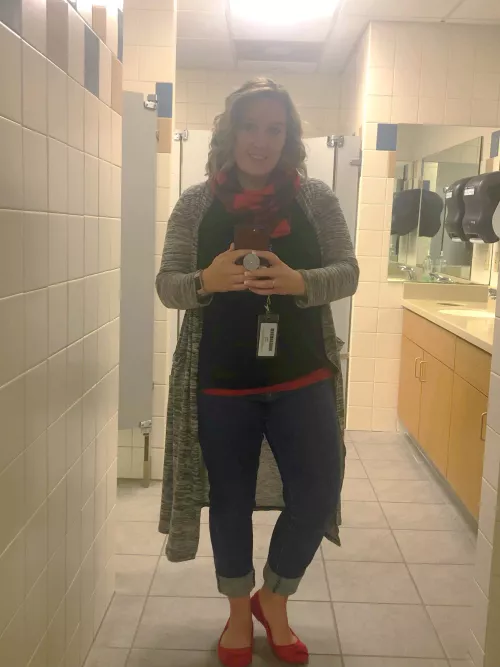 Can’t resist bathroom selfies