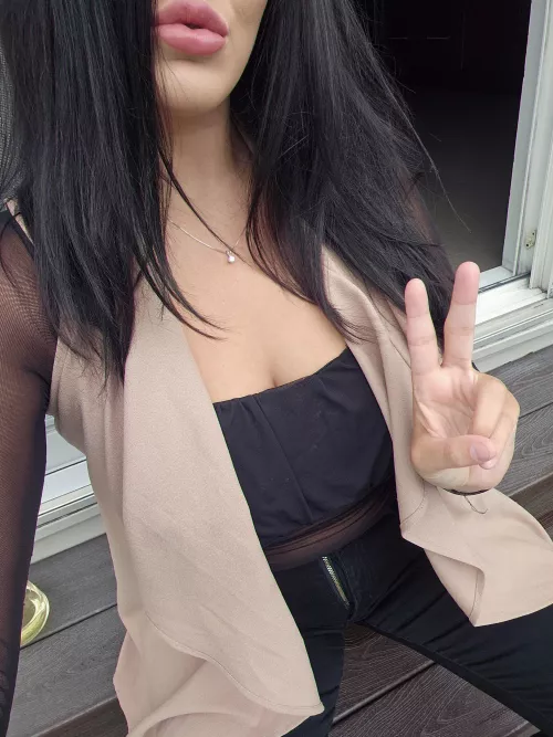 chillin’ solo but I’m looking for someone to join the fun