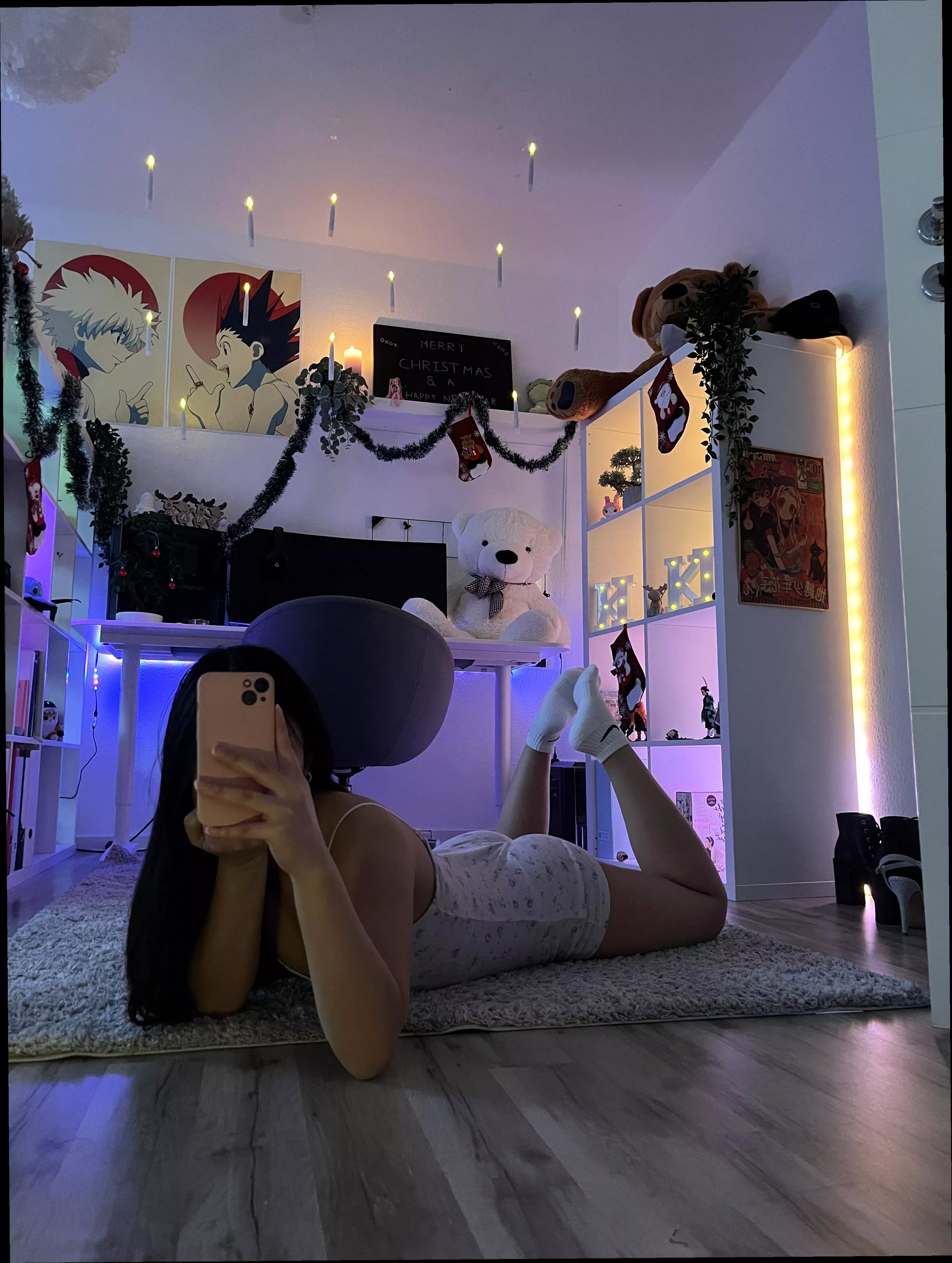 cutie with a booty :3