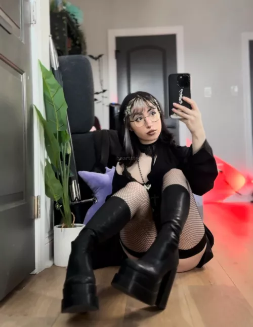 fishnets + boots + mini skirt is my ultimate favorite go to outfit ALWAYS >:3