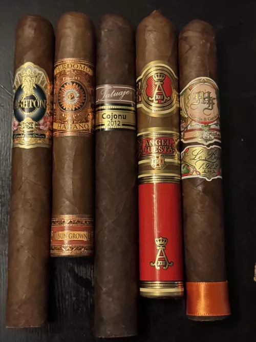 Fox Aficionado Mystery Sampler