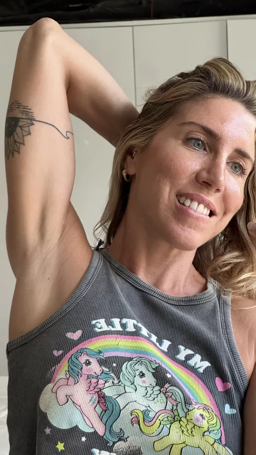 giving you the armpit satisfaction