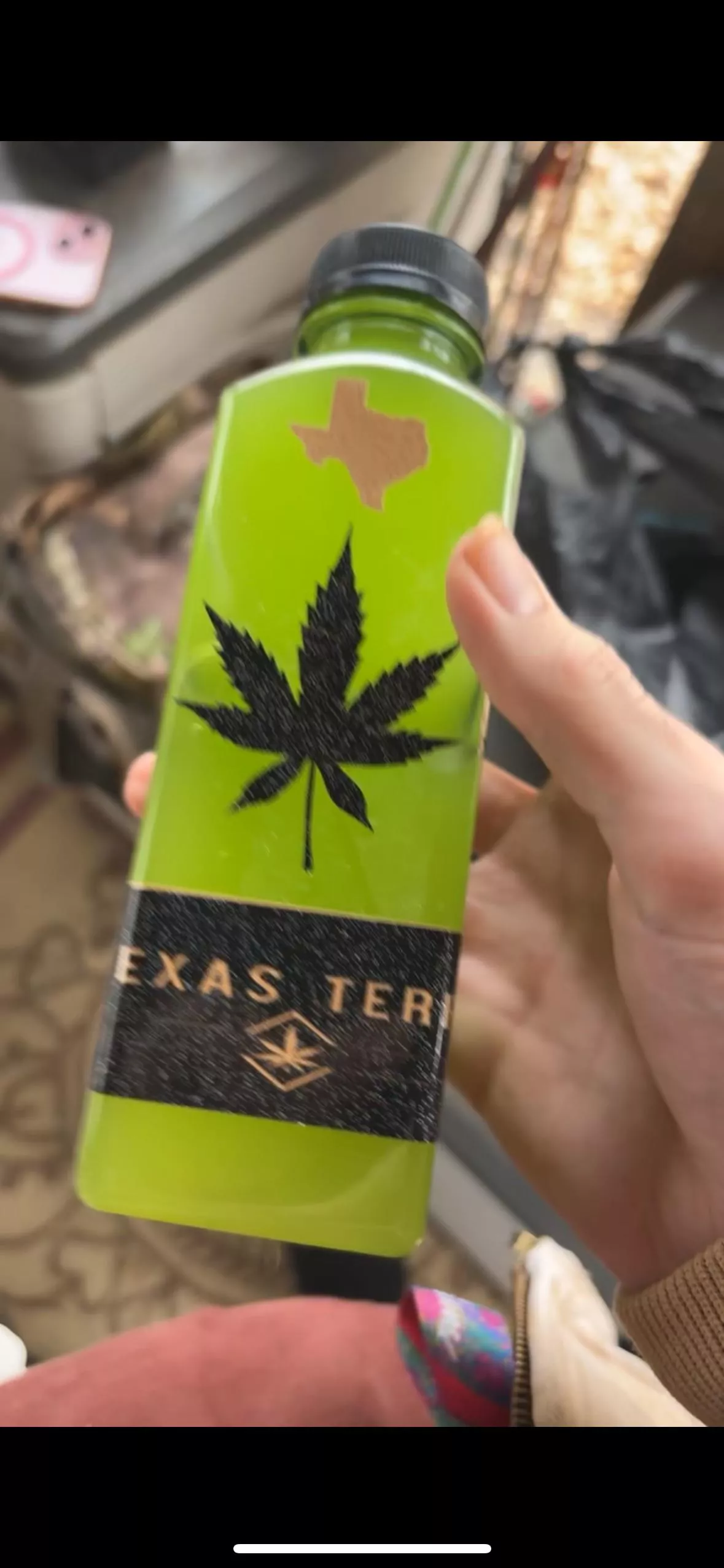 Hawaiian Punch 2000mg nano hash rosin had me slumppppp