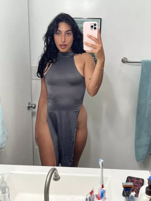 hip dips in a little dress?