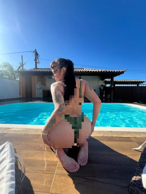 Humping your handpussy while you melt your brain with my pixels is your sex life goontard