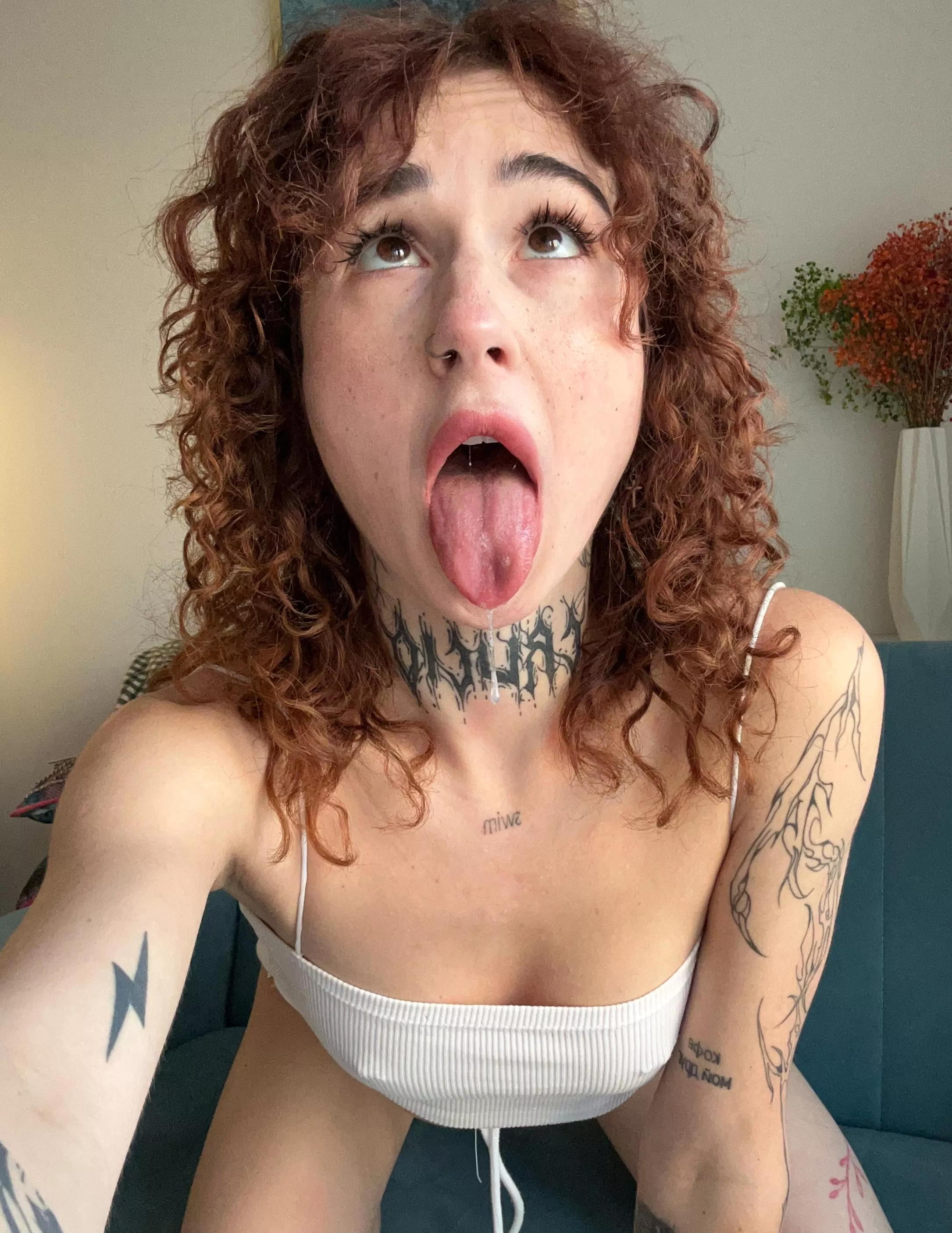 I drool at the sight of cock