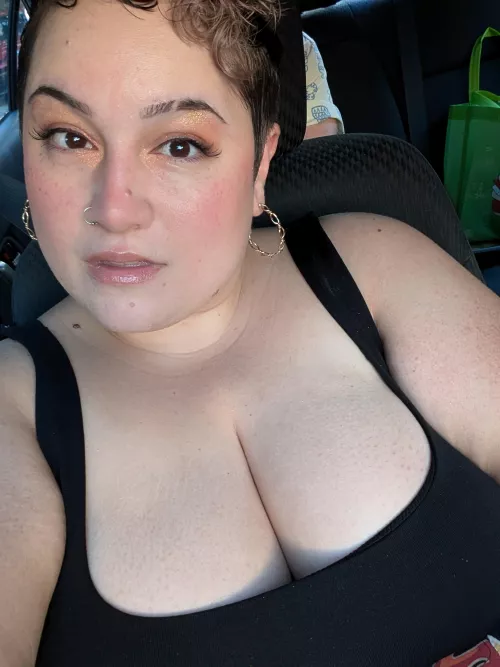 I just love a gold hoop.