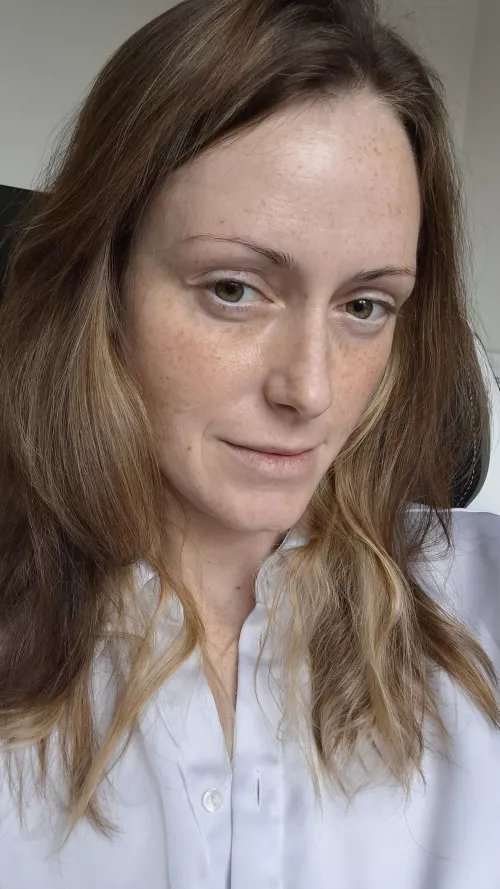 If I shy I am still pale :)