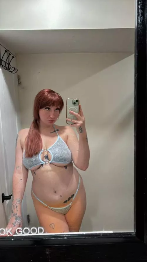 imagine coming up behind me and grabbing me by the ponytail while kissing my neck