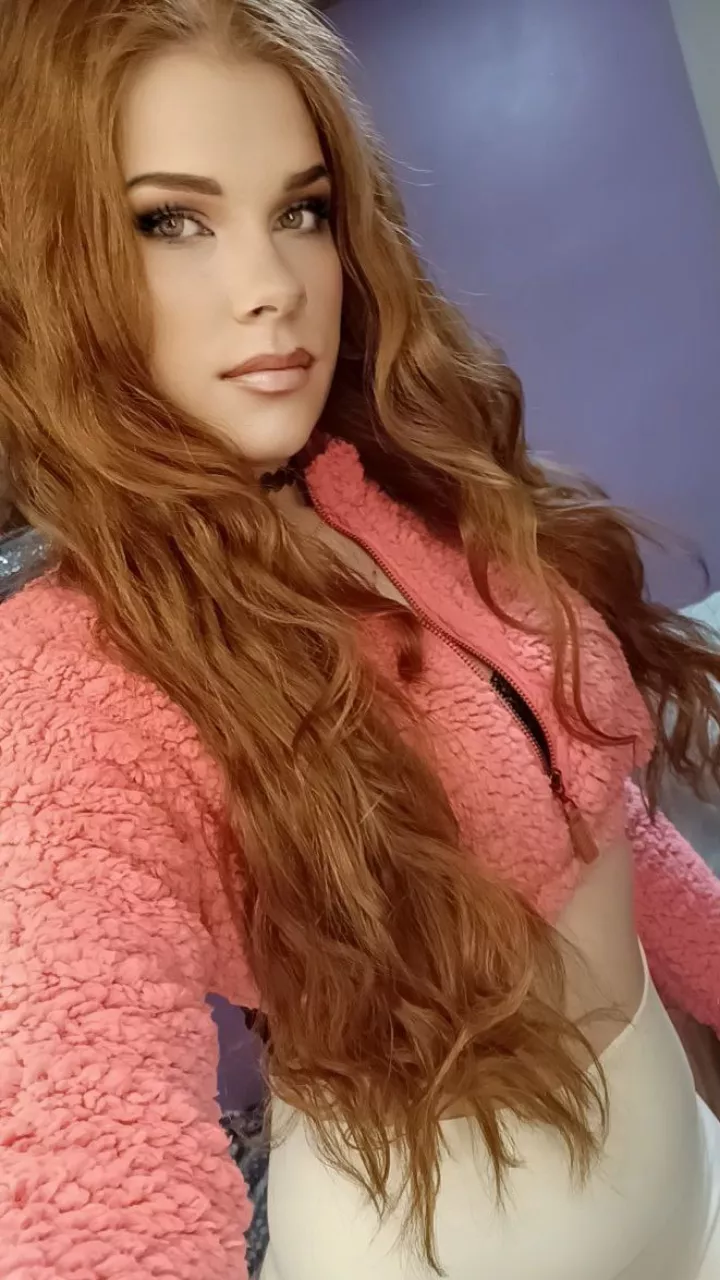 It is so unfortunate you'll never be able to turn down the feeling you get when you send your money to a Redheaded Findomme that you're trying desperately to get the attention of. You know I'm worth more than that. Send nicely.  It is so unfortunate you'll never be able to turn down the feeling you get when you send your money to a Redheaded Findomme that you're trying desperately to get the attention of. You know I'm worth more than that. Send nicely.