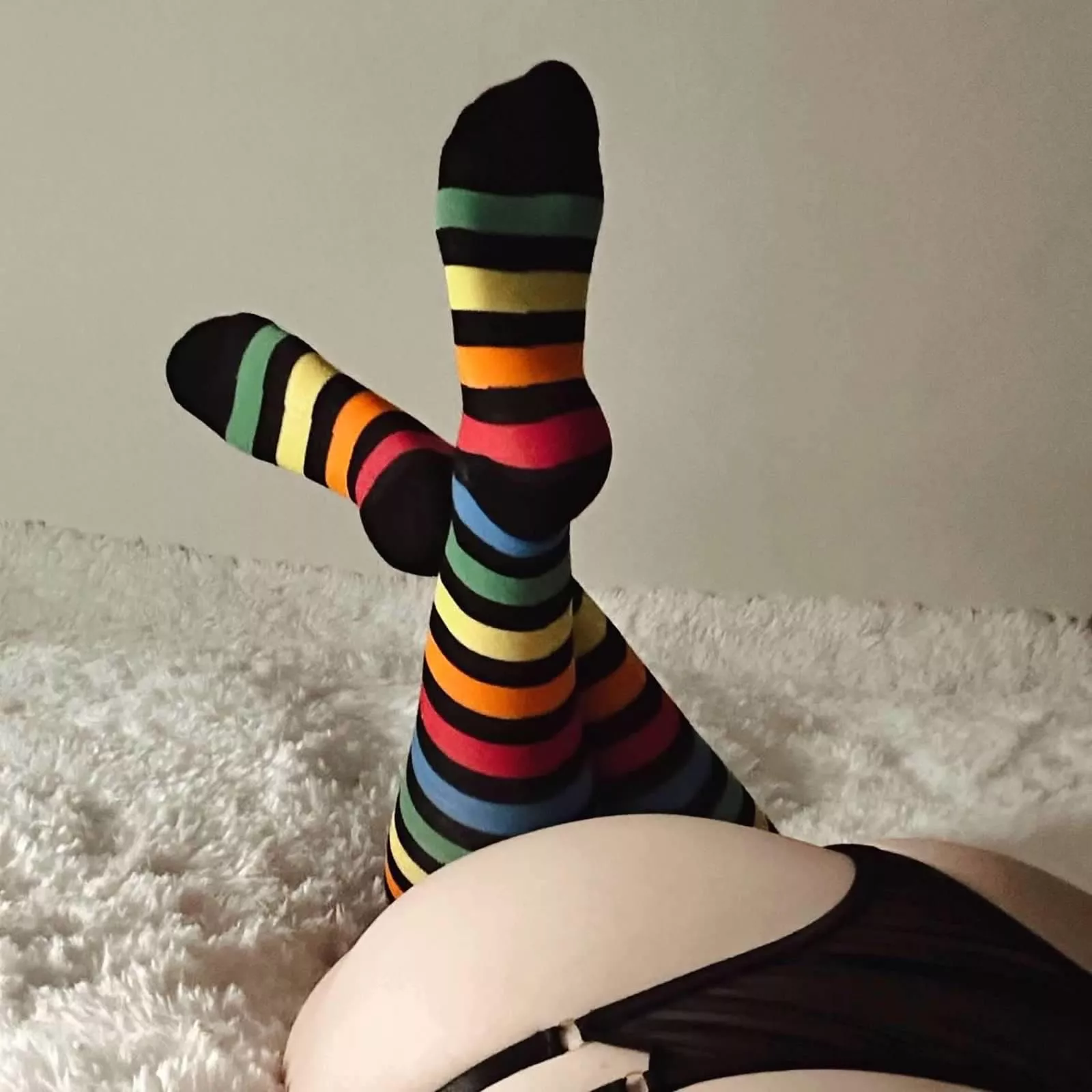 It’s the literal BEST day for you to simp and send to me. It’s MY BIRTHDAY 💜