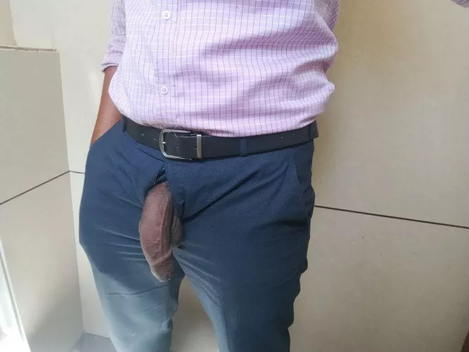 Join me in office breaks [m]