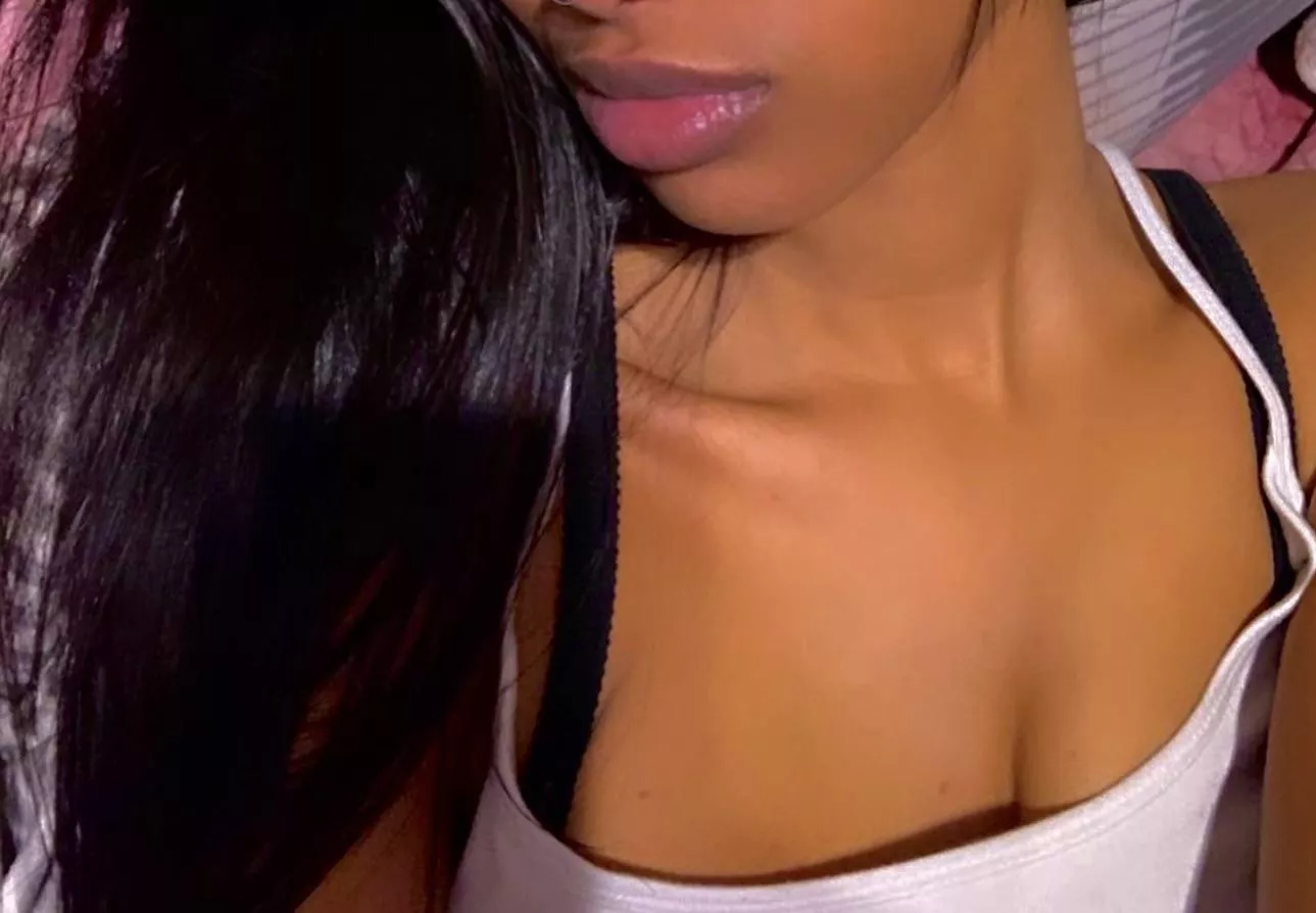 Left my money in your wallet you lickspittle, send it to me now.