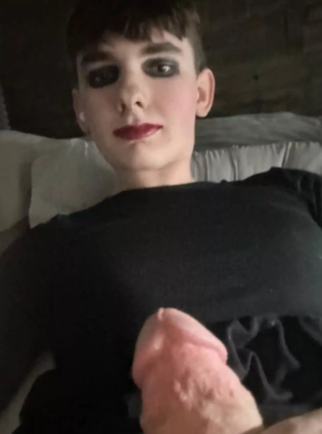 M4F Any mommies want a sissy