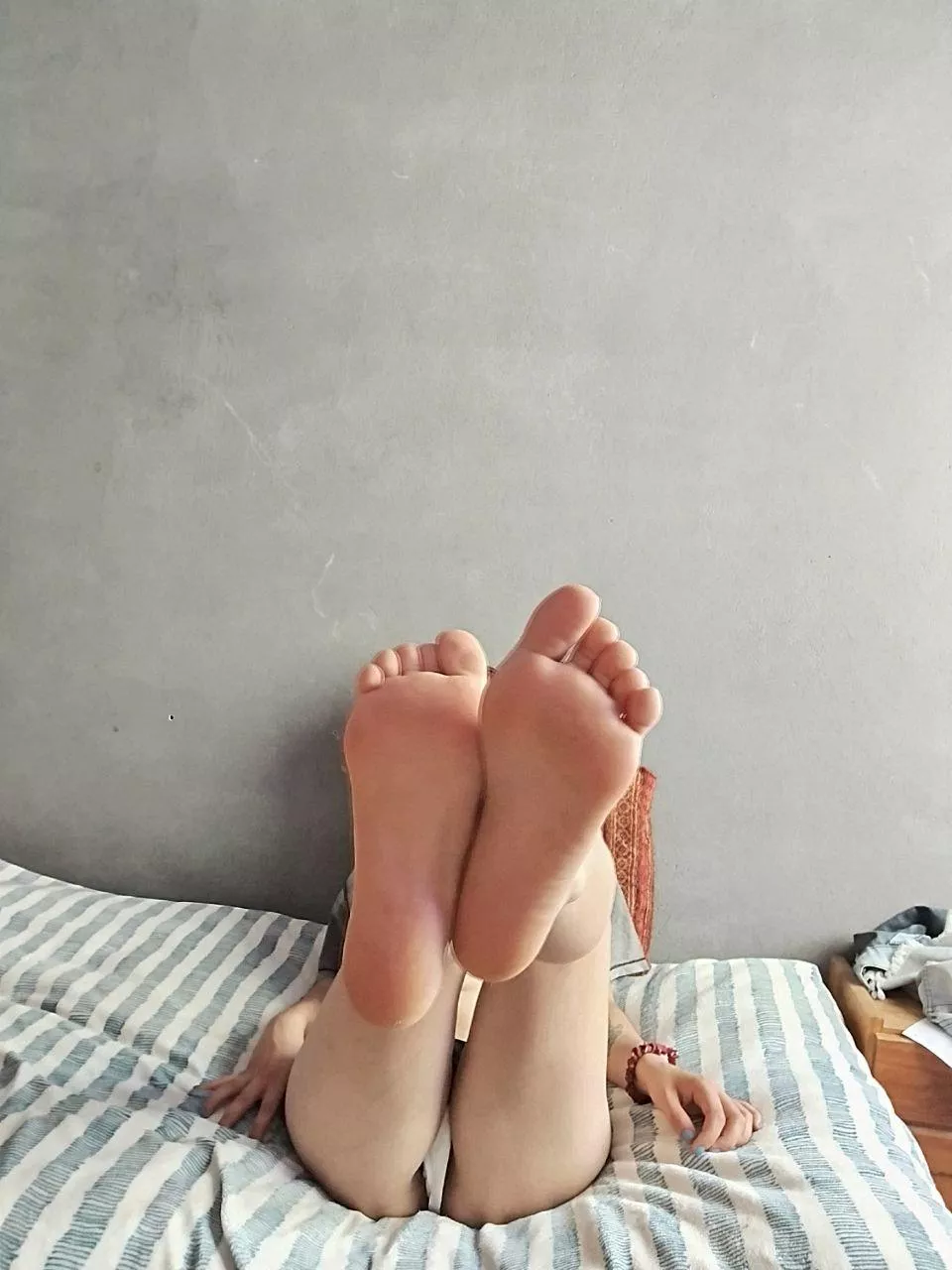 My feets say good morning!	
